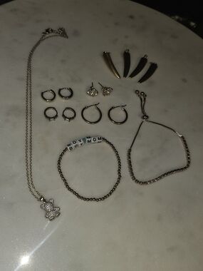 Gold-Tone Women’s Jewelry Set with Teddy Pendant and Beaded Bracelets